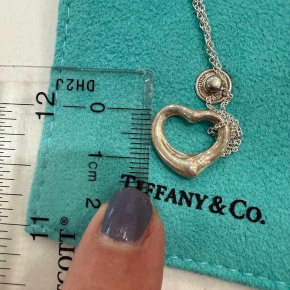 Tiffany Necklace Open Heart Elsa Peretti Sterling Silver .925 15mm heart 16in - Picture 12 of 12